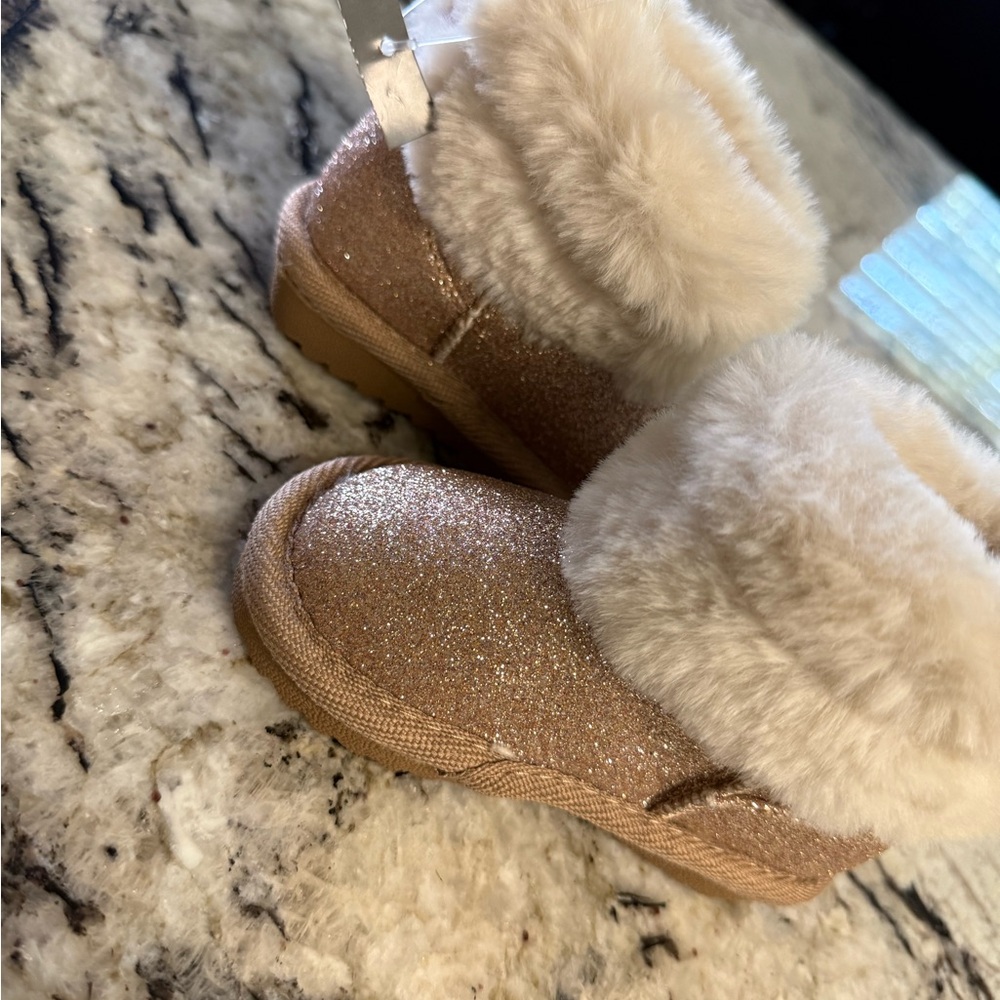 Sparkly Tan Kids Boots with Faux Fur
